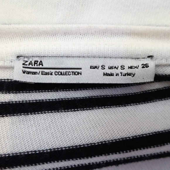 Zara Tee T Shirt White Double Black Stripe Flower Appliques 3D Crew S - Picture 4 of 4